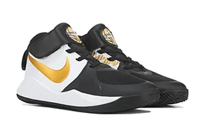 Nike Kids' Team Hustle D 9